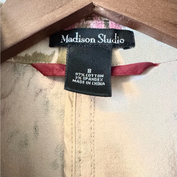 Madison Studio Floral Belted Trench in Cream and Pink Size 8 - Picture 4 of 9